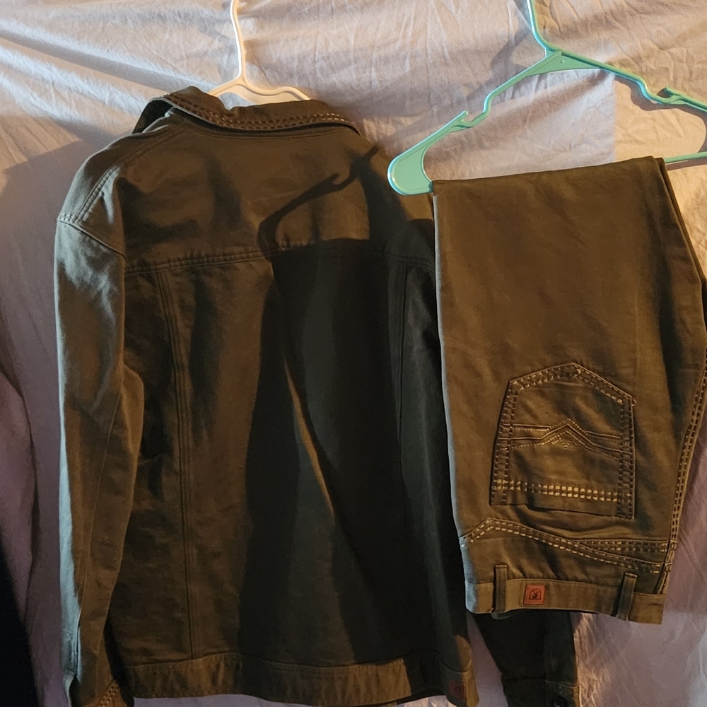Stacy Adams Dark Green Suit Ensemble